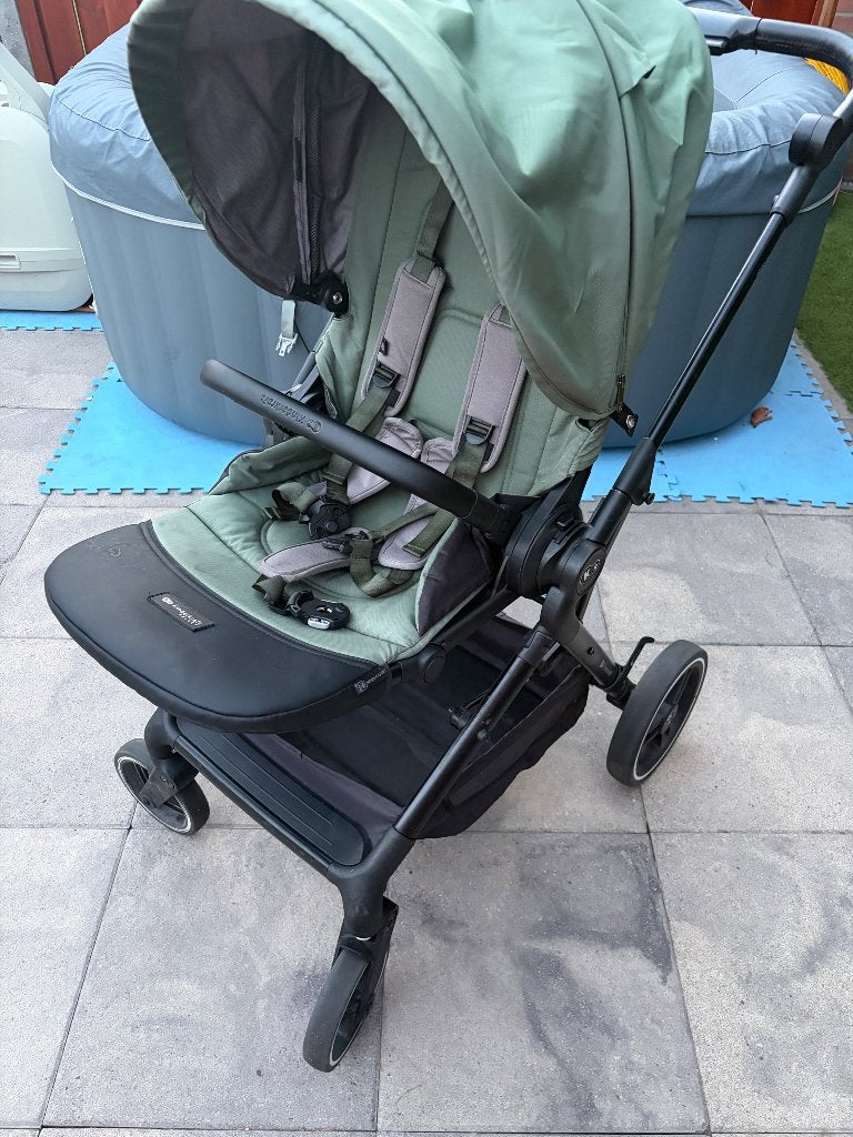 Kinderwagen, Ophalen, Zo goed als nieuw