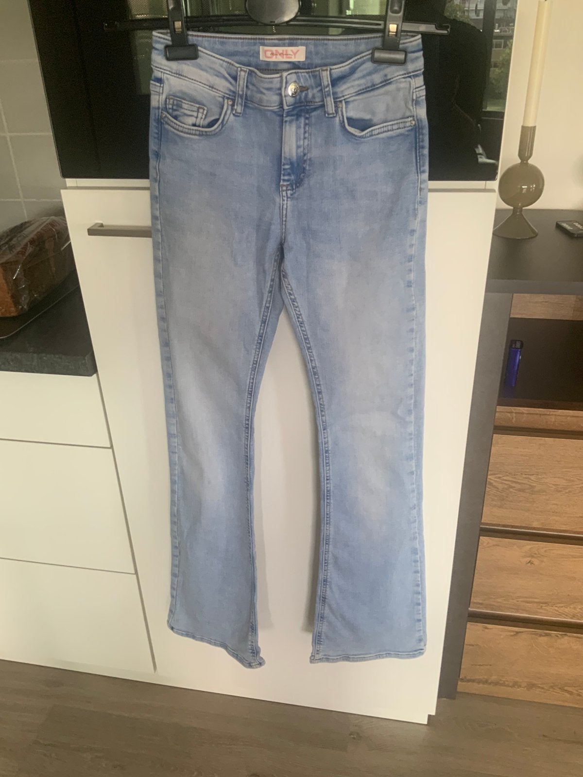 Zgan spijkerbroek van ONLY mt 32 heel klein prijsje, Kinderen en Baby's, Ophalen of Verzenden, Zo goed als nieuw, Meisje, Broek