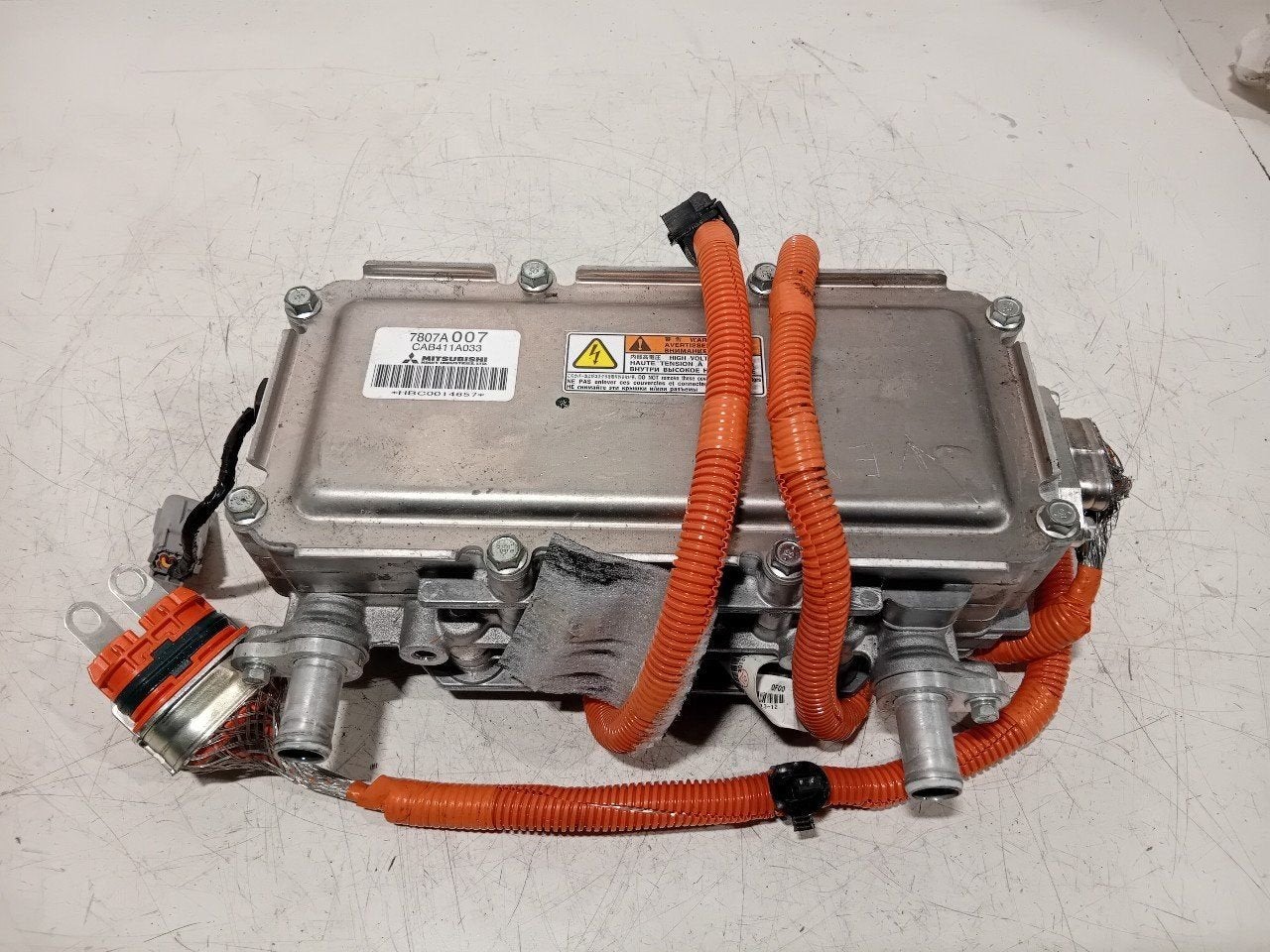 Standkachel Mitsubishi Outlander, Onderdelen@venauto.nl, Van der Ven Autorecycling B.V., Gebruikt, Ettenseweg 76, 4706 PB Roosendaal, The Netherlands