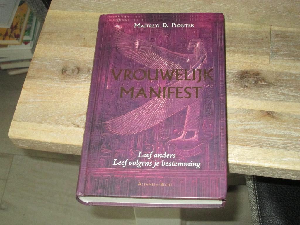 vrouwelijk manifest Maitreyo D. Piontek (hardcover), Boeken, Ophalen of Verzenden, Nieuw, Overige onderwerpen, Achtergrond en Informatie