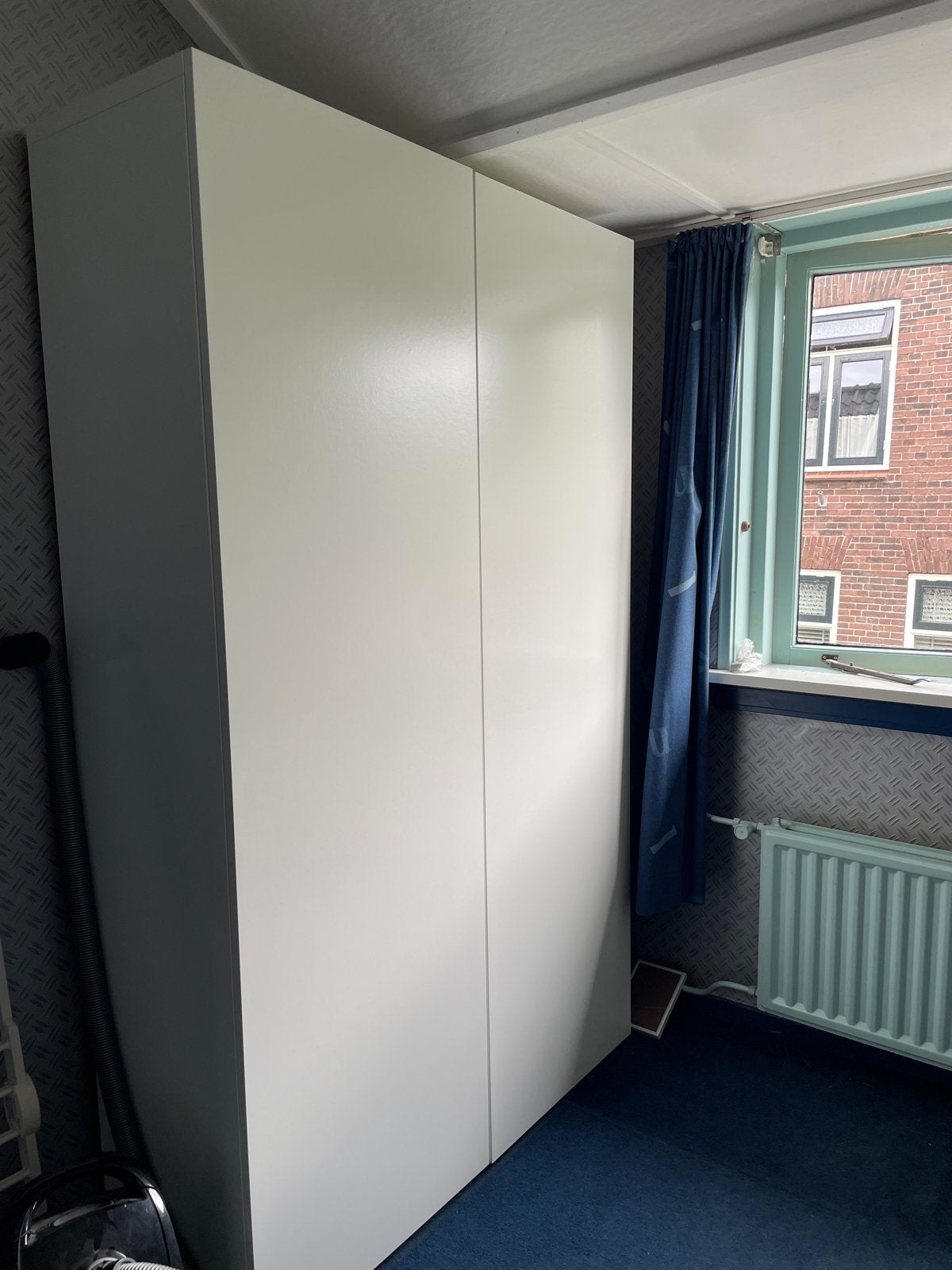 2x Witte kledingkast met planken - Zo goed als nieuw, 100 tot 150 cm, Zo goed als nieuw, 150 tot 200 cm, 25 tot 50 cm