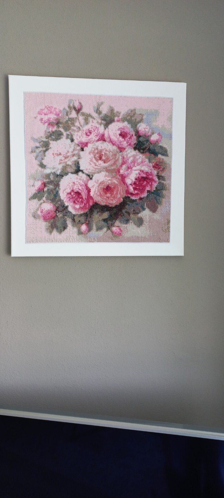 Borduurwerk pioenrozen op canvas, Ophalen of Verzenden, Nieuw, Minder dan 50 cm, Schilderij