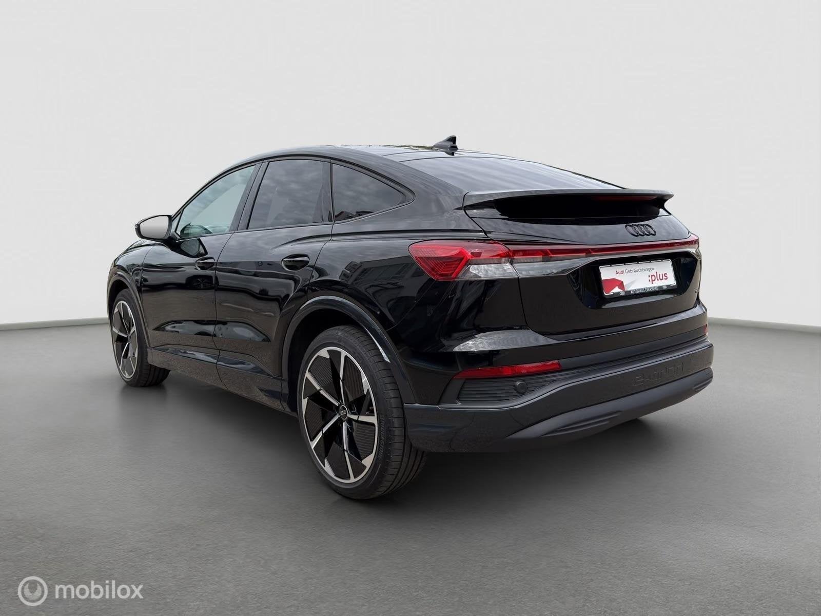 Audi Q4 Sportback e-tron 50 S-Line I Panodak I RS stoelen |, Auto's, Automaat, Dealer onderhouden, Gebruikt, Zwart