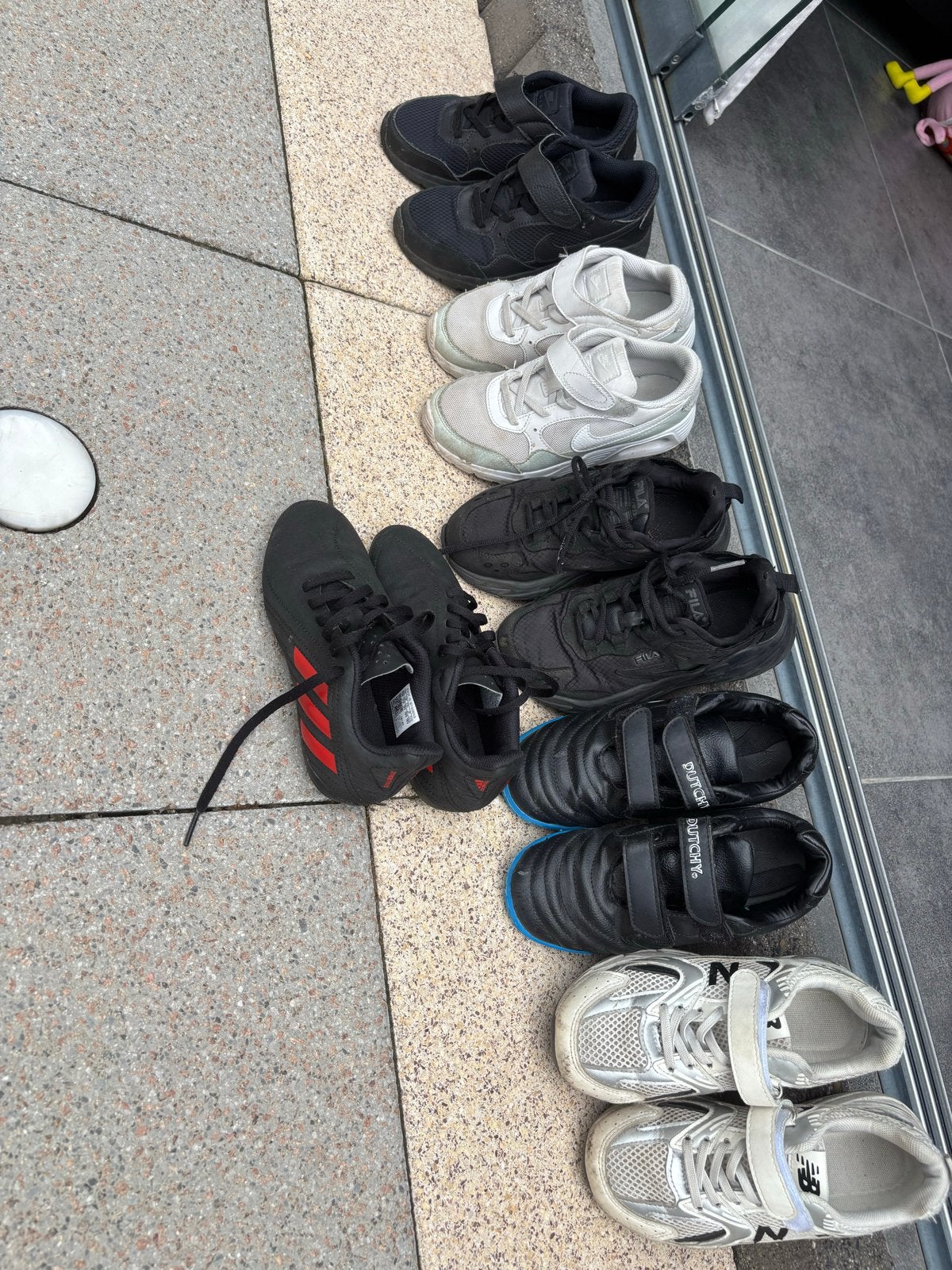 Diverse schoenen voor het hele gezin, Ophalen of Verzenden, Gedragen, Zwart, Sneakers of Gympen