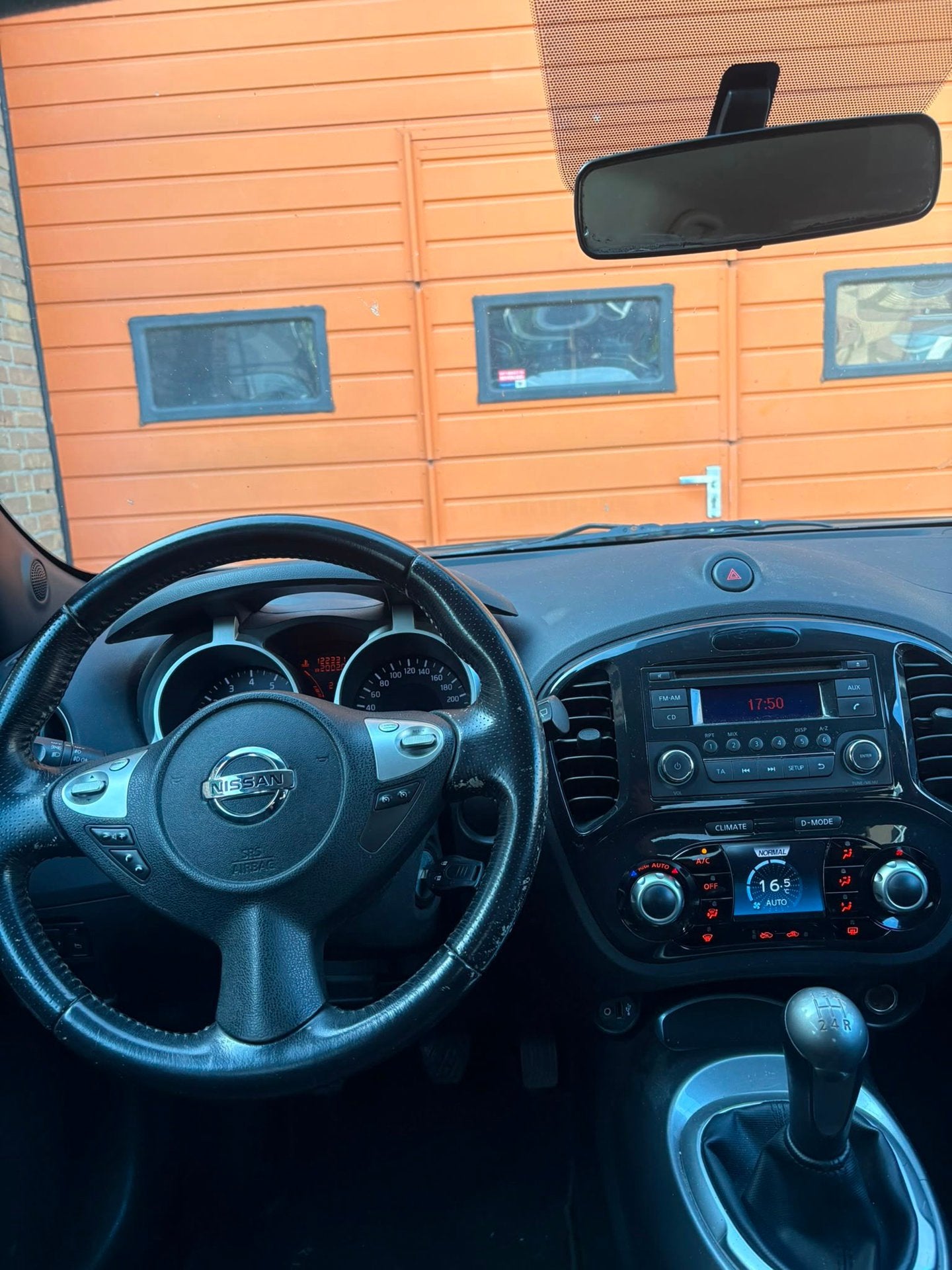 Nissan Juke 1.6 Acenta Eco (NAP), Auto's, Nissan, Voorwielaandrijving, Euro 5, Stof, Zwart