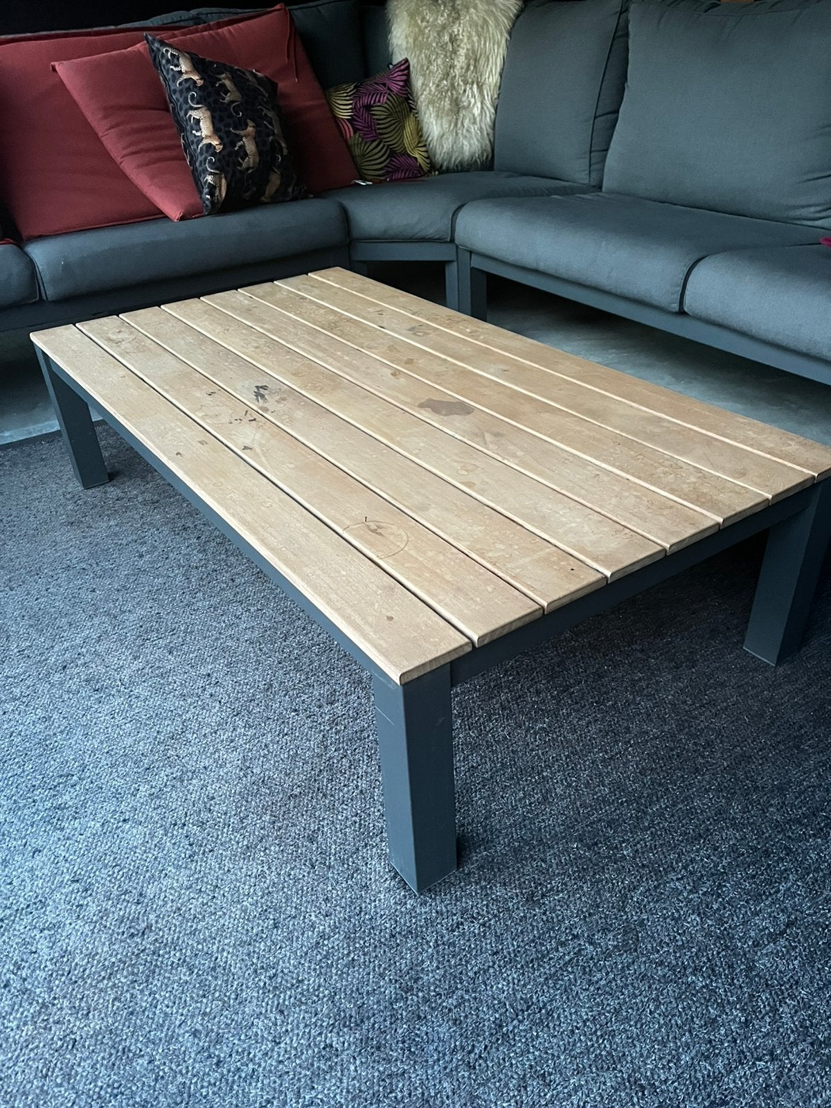Teakhouten lounge-/salontafel met aluminium frame – 140 cm, Tuin en Terras, Ophalen, Zo goed als nieuw, Rechthoekig, Aluminium