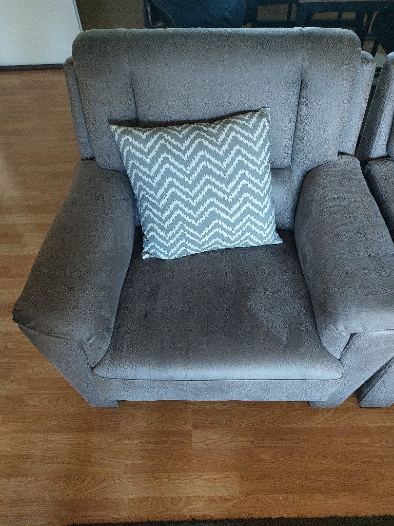 2 mooie grys-beige fauteuils, Ophalen, Gebruikt, 75 tot 100 cm, 75 tot 100 cm