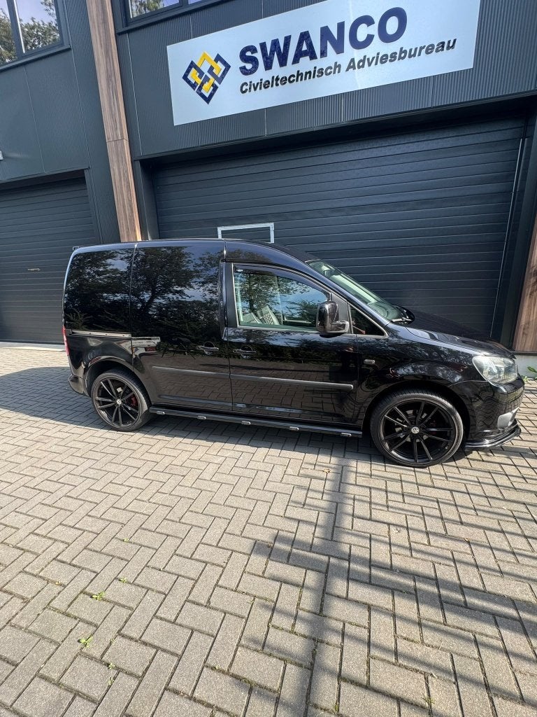 Mooie Zwarte Volkswagen Caddy 1.6 D – Bouwjaar 2012, Euro 5, Parkeersensor, Zwart, 4 cilinders