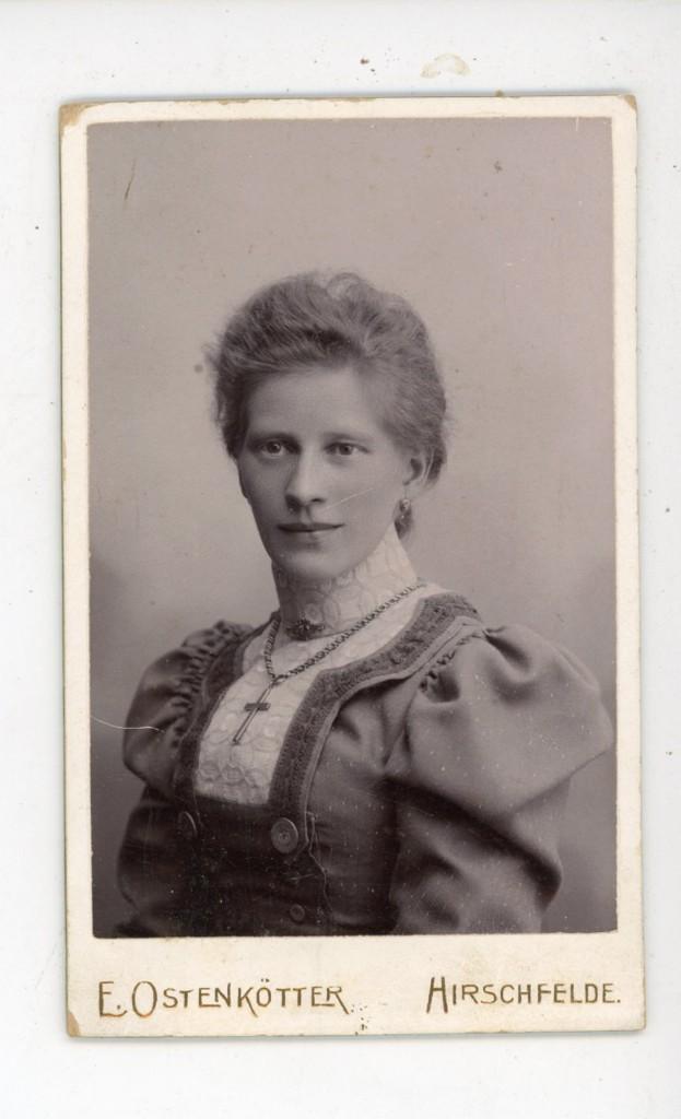 B14; CDV foto portret., Verzamelen, Foto's en Prenten, Verzenden, Foto, Buitenland, Zo goed als nieuw