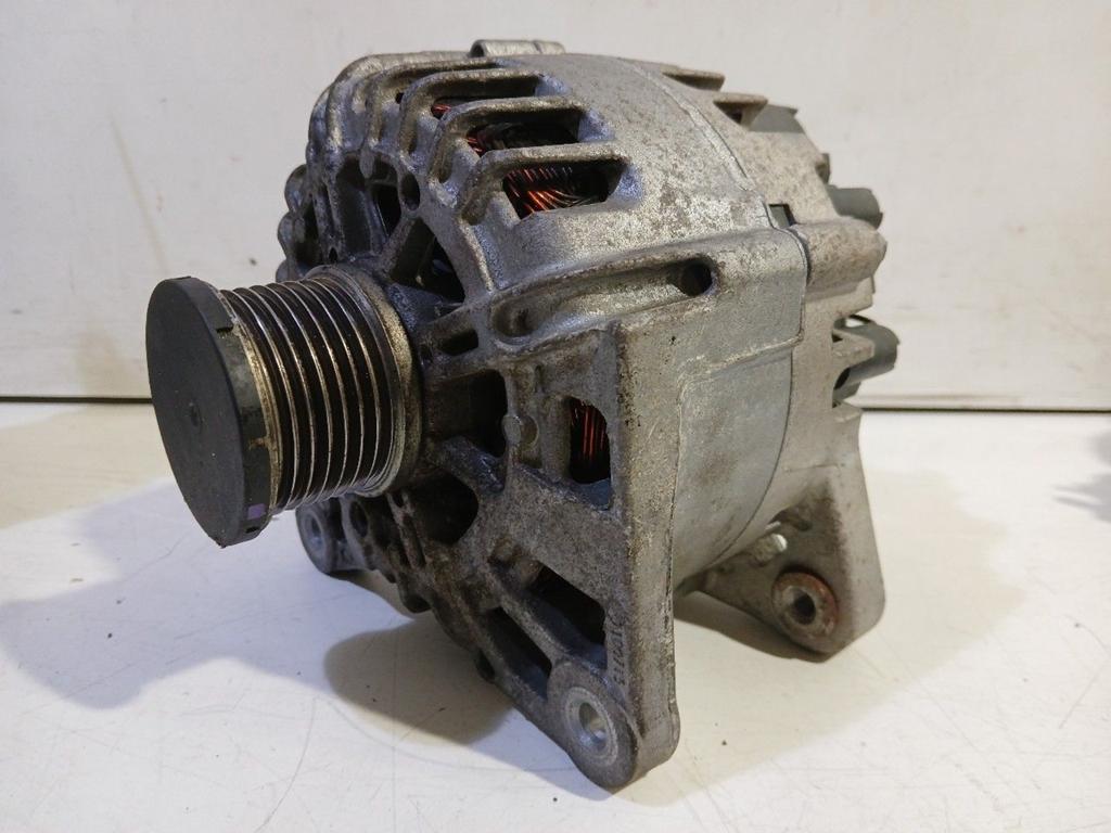 Dynamo Renault Mégane, Onderdelen@venauto.nl, Gebruikt, Ettenseweg 76, 4706 PB Roosendaal, The Netherlands, Herkomst onderdeel bekend