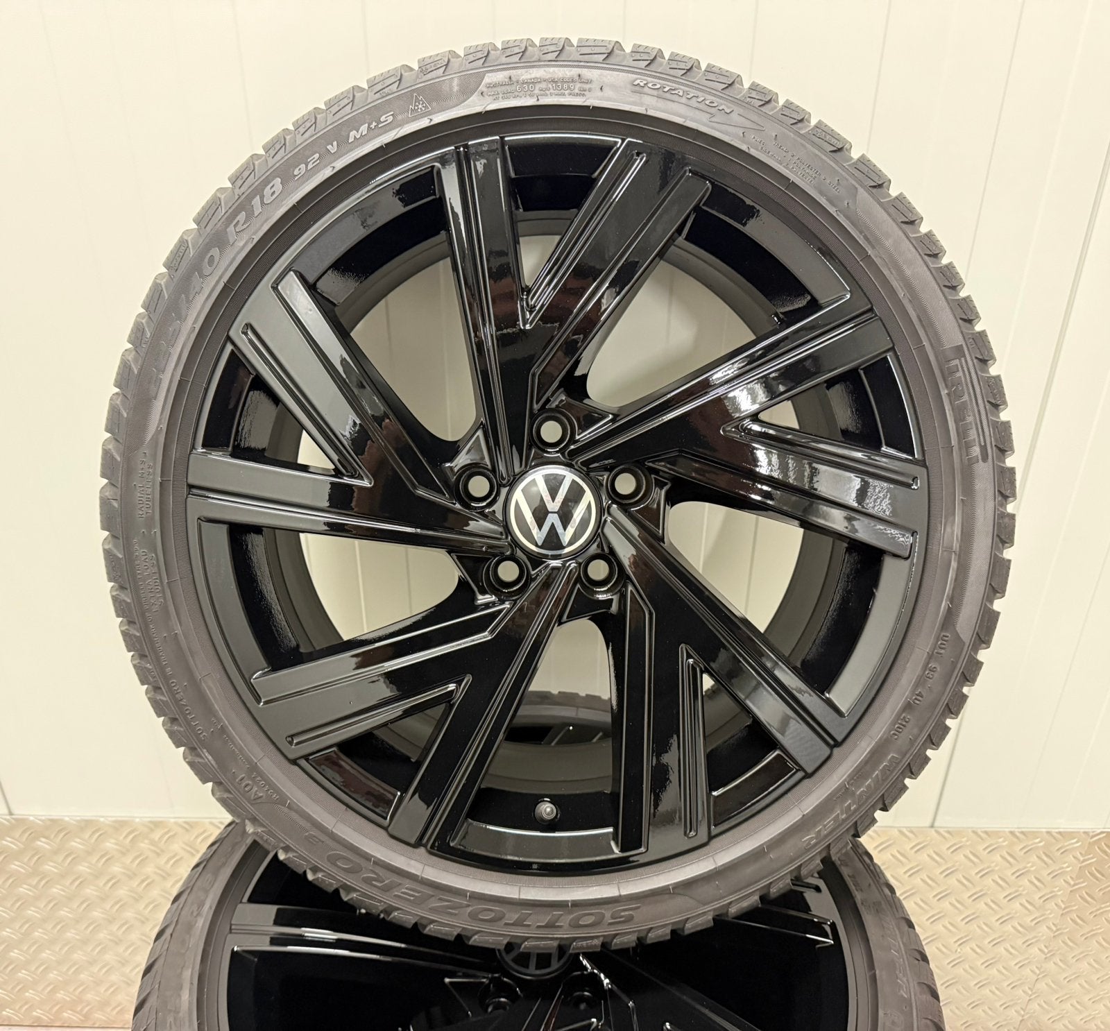 Originele Volkswagen Golf Bergamo Velgen 18 Inch VW Zwart, Ophalen, 18 inch, Gebruikt, --