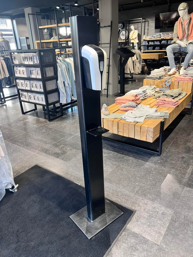 Dispenser zuil, Ophalen