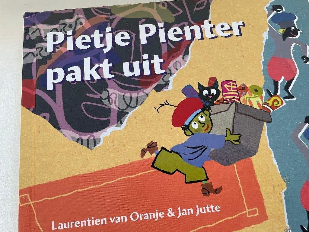 Spannende Sinterklaasverhalen, Ophalen of Verzenden, Zo goed als nieuw, Sprookjes