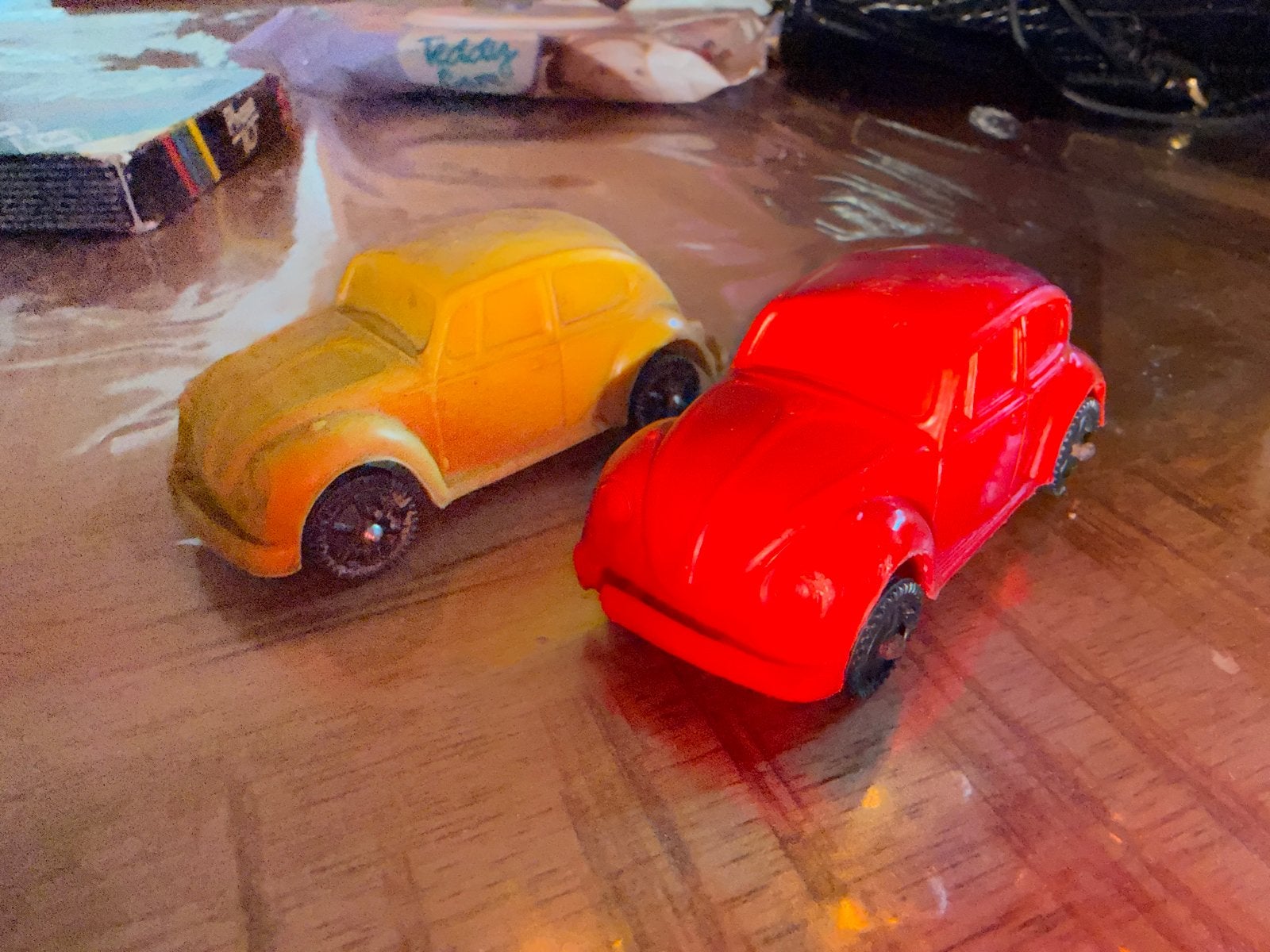 Twee Tomte Volkswagen Kever speelgoedauto's, Gebruikt, R, Ophalen of Verzenden, Tomte