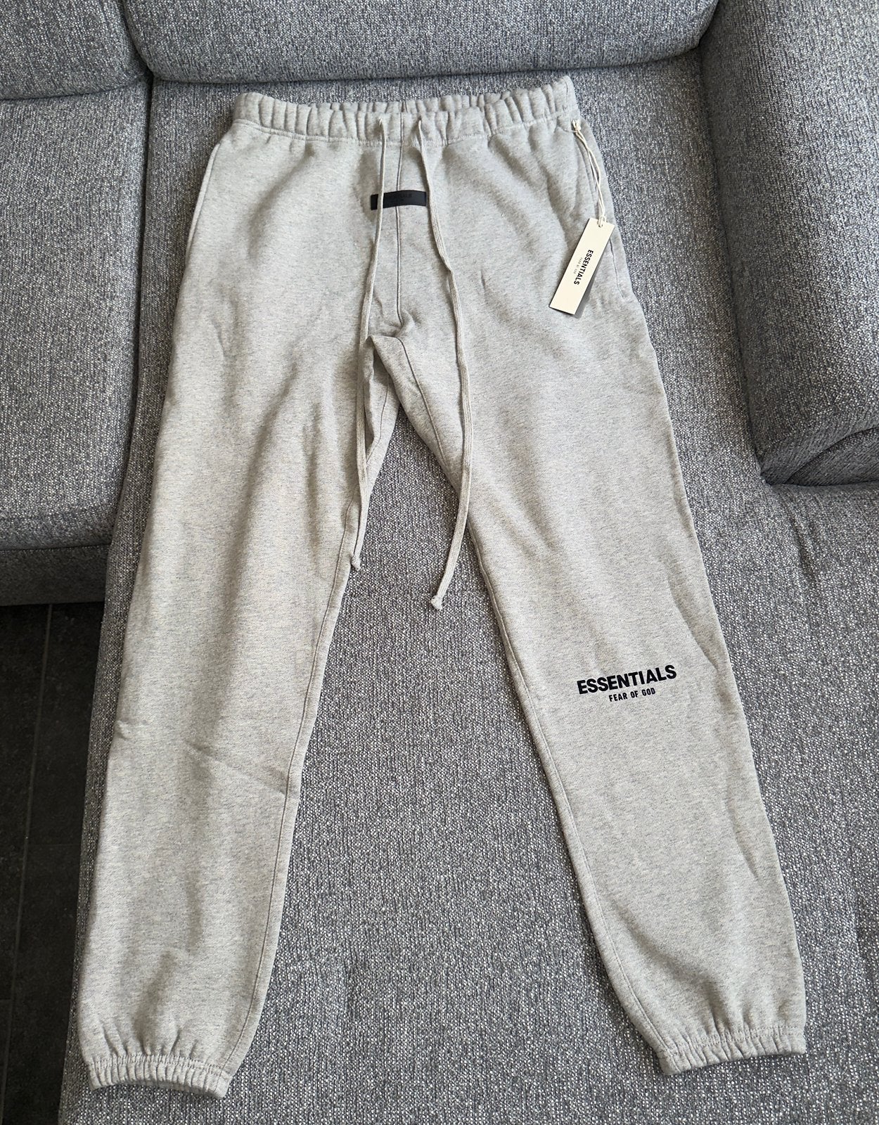 Fear of god essentials broek L, Kleding | Heren, Broeken en Pantalons, Ophalen, Zo goed als nieuw