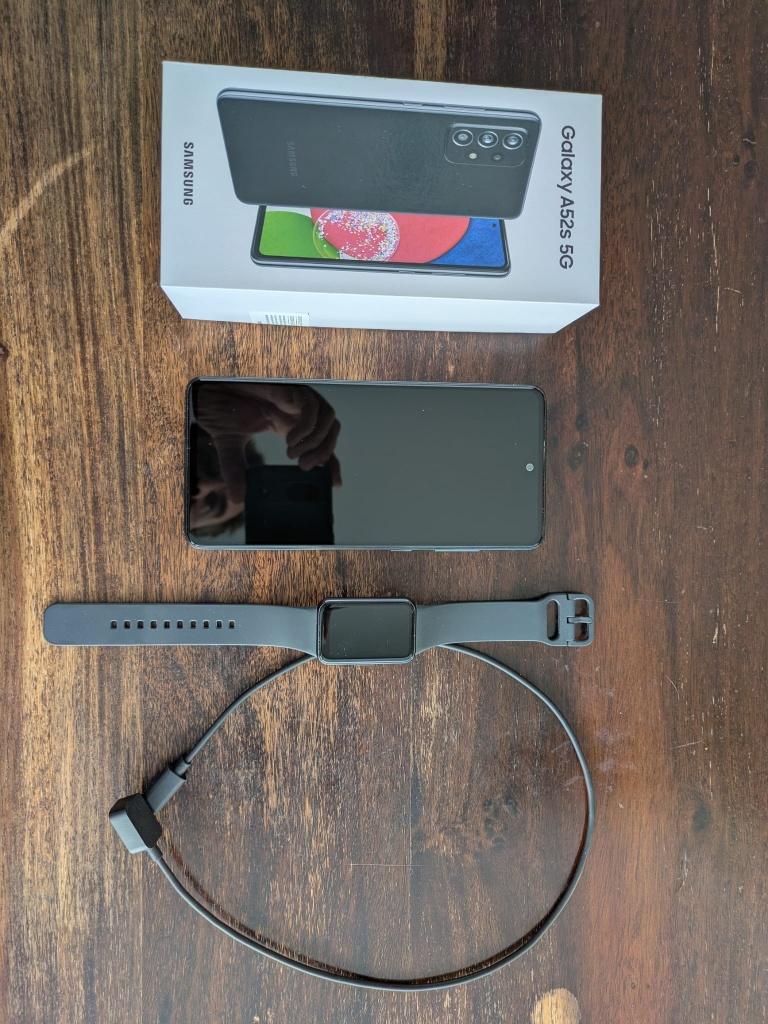 Samsung Galaxy a52s (128GB) en Fit 3 Tracker, Telecommunicatie, Mobiele telefoons | Samsung, Zwart, Touchscreen, Ophalen of Verzenden