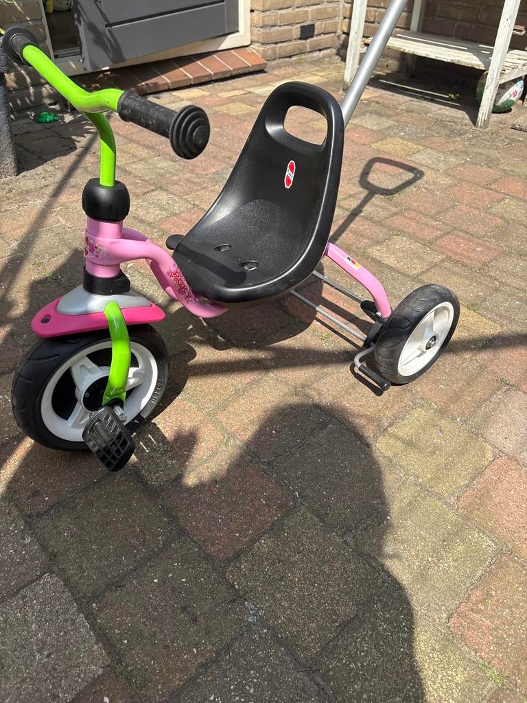 Puky driewieler roze met duwstang, Ophalen, Zo goed als nieuw, Overige typen