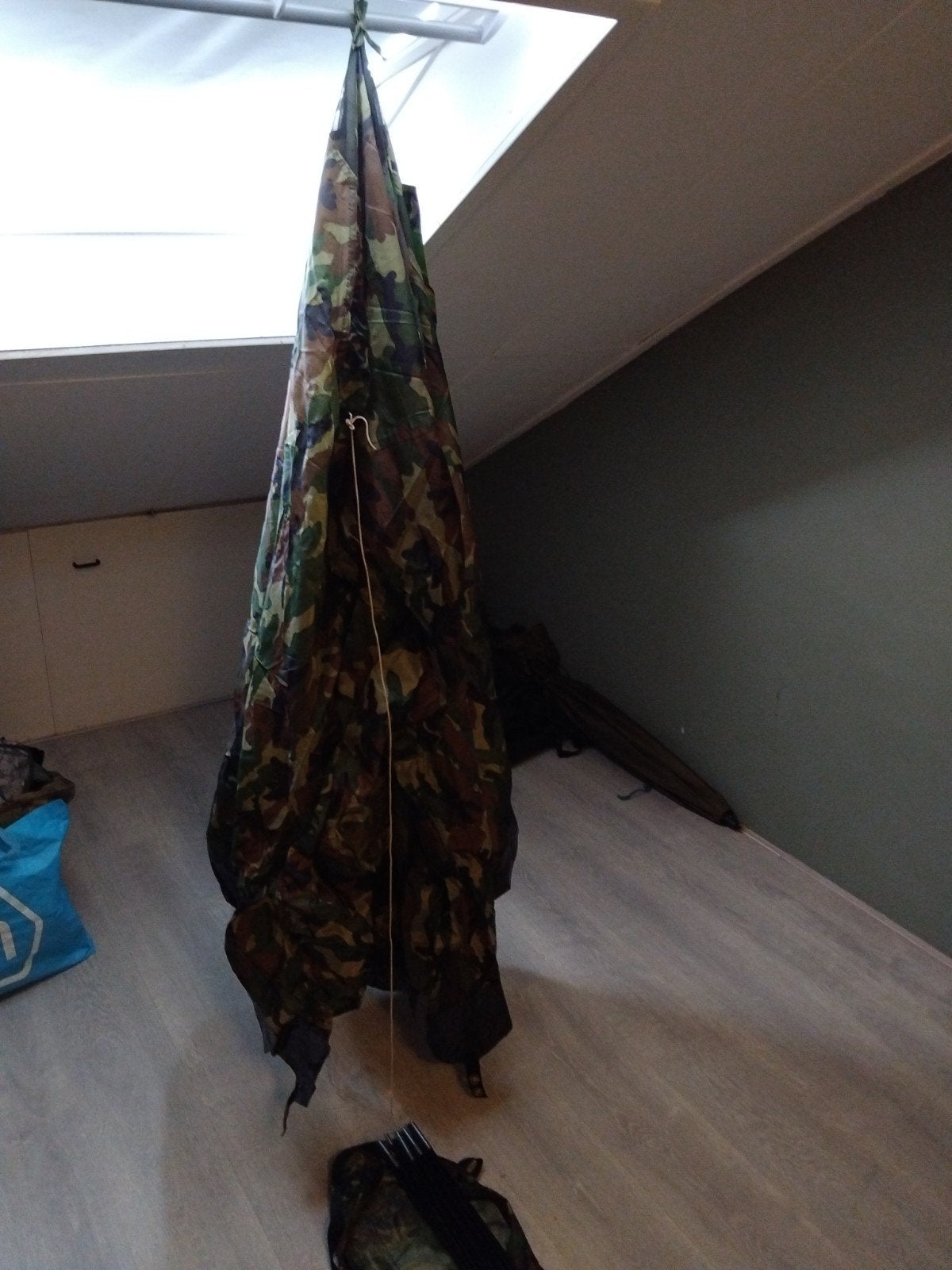 Legertent / Camouflage tent - 1-persoons, Ophalen of Verzenden, Gebruikt, Tot en met 2