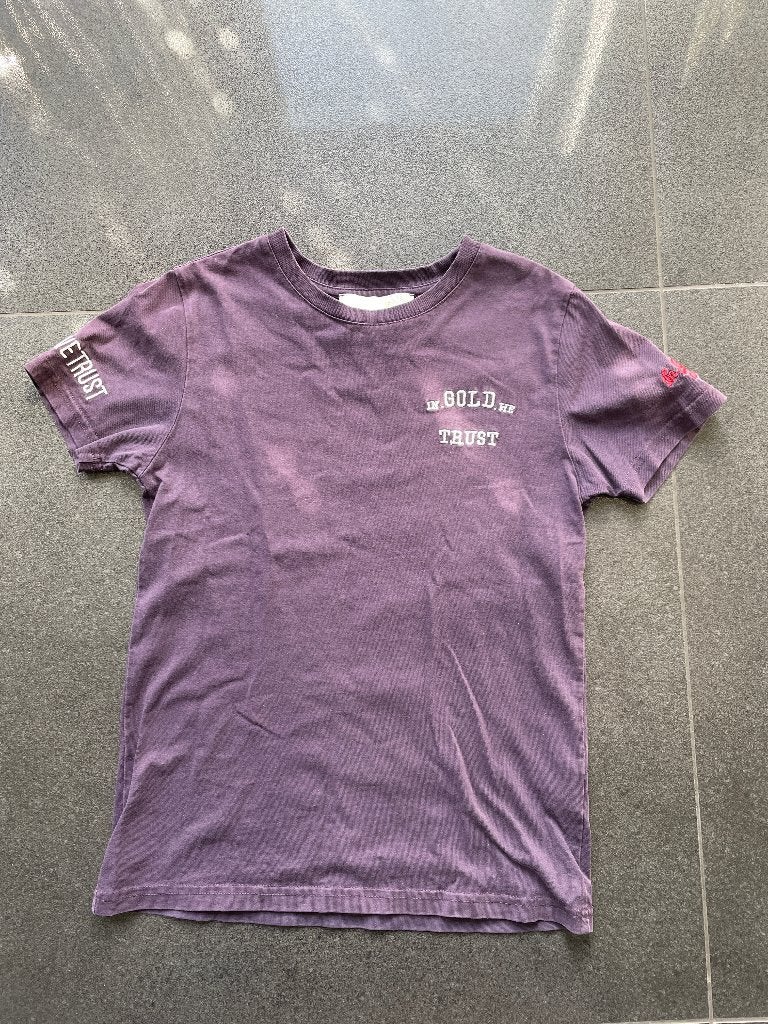 In Gold We Trust T-shirt paars, Gebruikt, Jongen of Meisje, Ophalen of Verzenden, In Gold We Trust