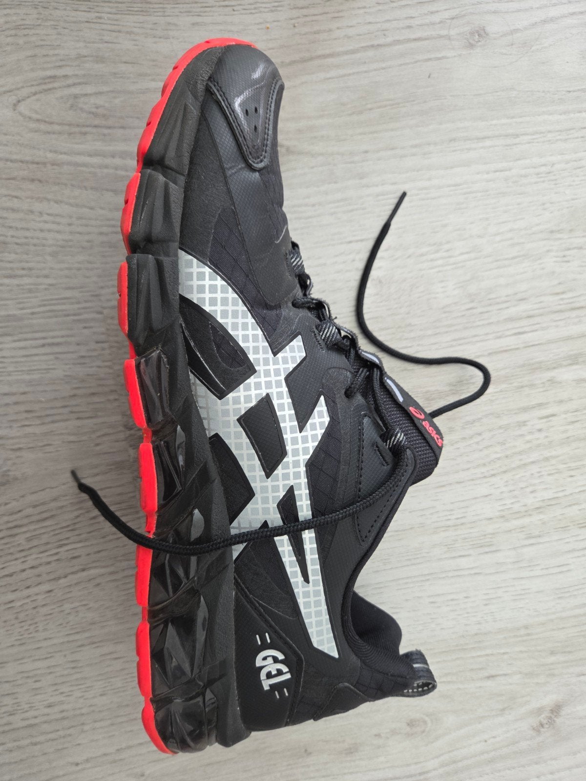 ASICS Sportschoenen Zwart/Rood Maat 49, Zwart, Ophalen of Verzenden, ASICS, Sneakers of Gympen