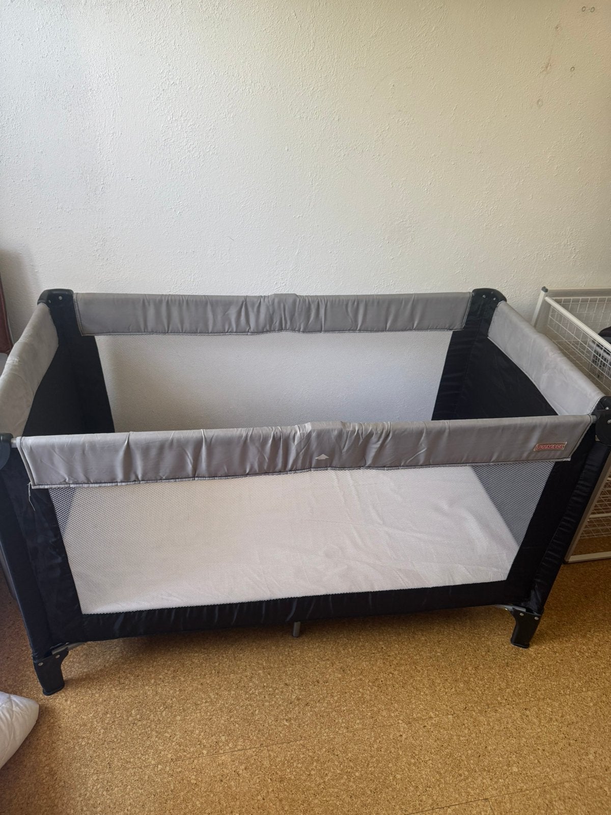 Campingbed Topmark met hoes, Kinderen en Baby's, Ophalen, Gebruikt, Reisbedje