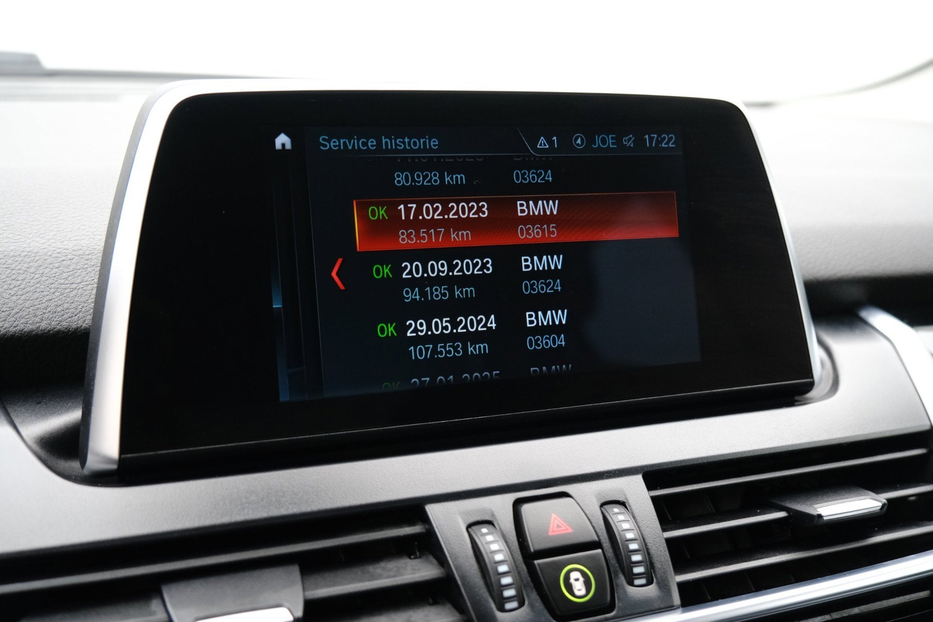 Foto 19 van BMW 2-serie Active Tourer 218i Executive Cam|Clima|LED