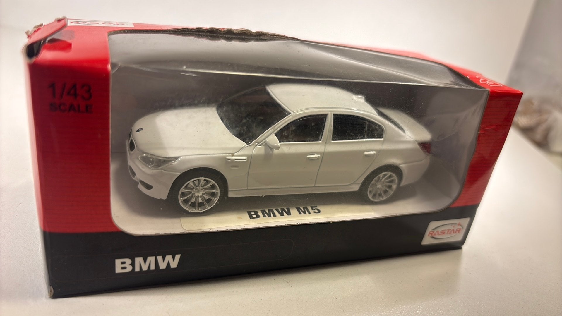 Bmw m5 rastar 1.43, Overige merken, Auto, Ophalen of Verzenden, A