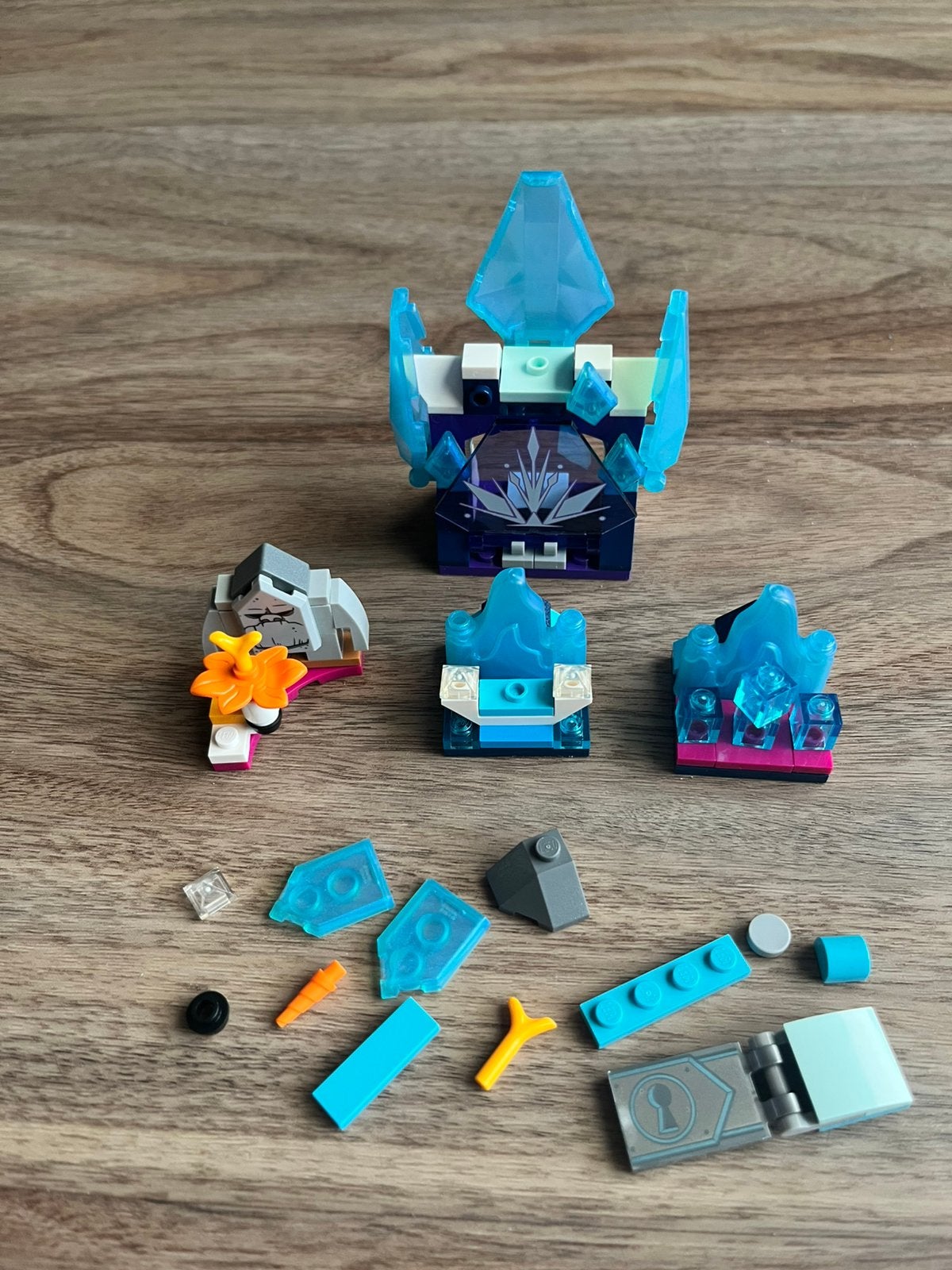 Lego Disney Frozen II - Elsa en de Nokk verhalenboek, Gebruikt, Inclusief extra onderdelen, Lego, Ophalen of Verzenden