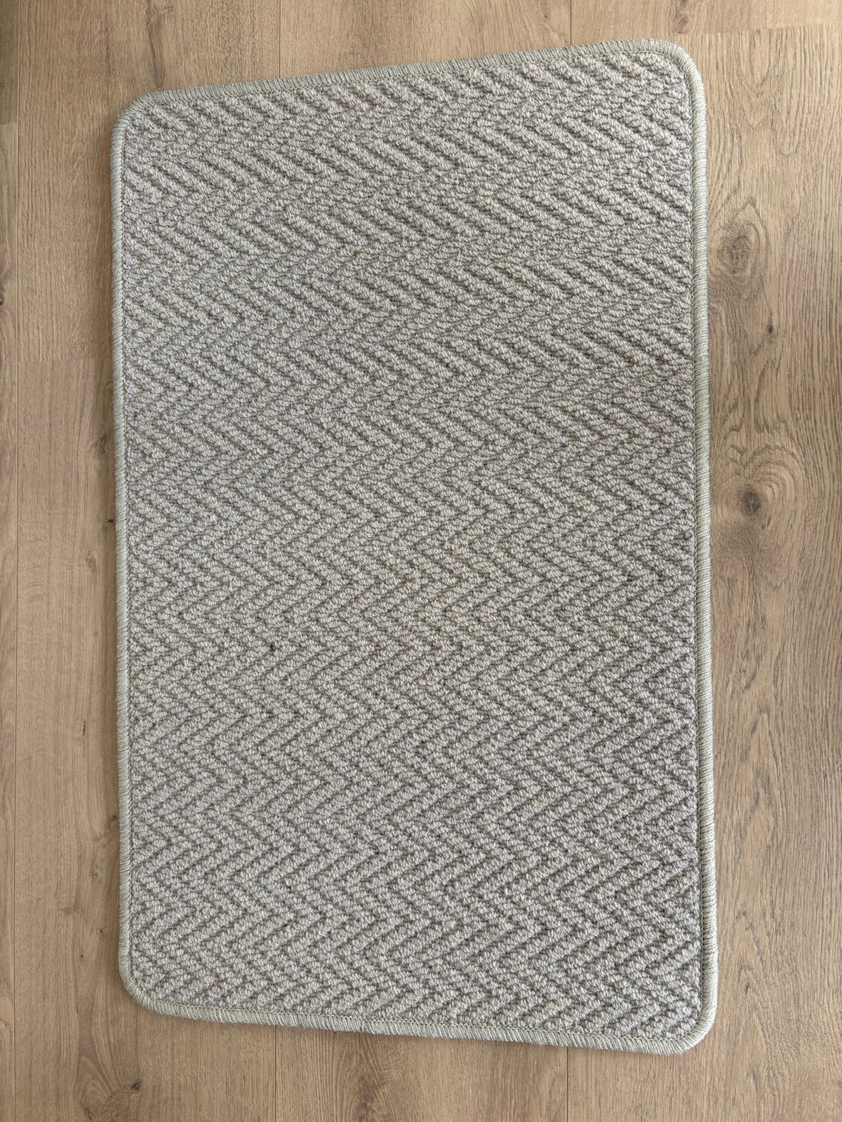 Vloerkleed 50 cm bij 80 cm, Ophalen, Semi, Wit, Nieuw