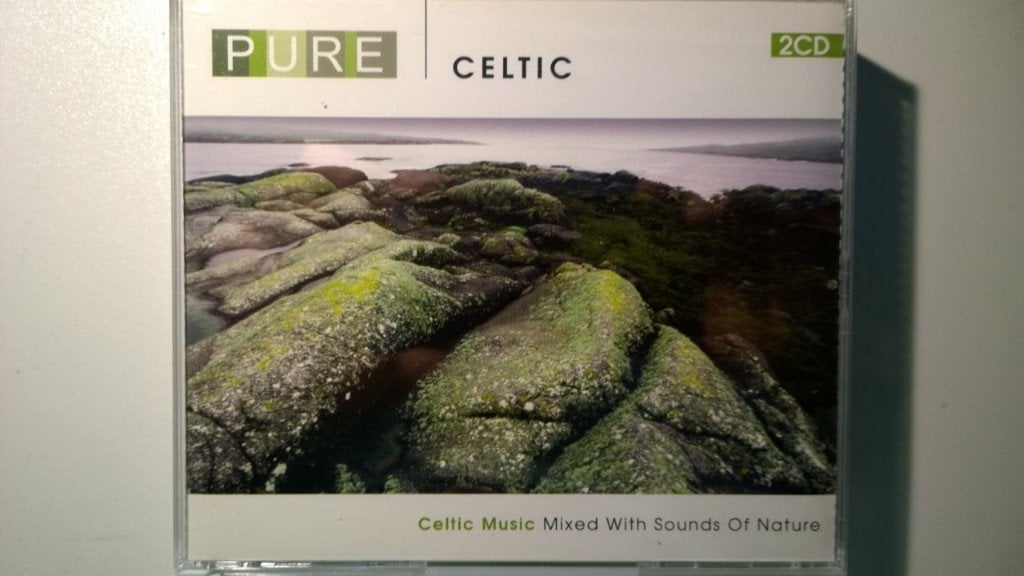 Pure Celtic (2 CD), Ophalen of Verzenden, Zo goed als nieuw, Pop