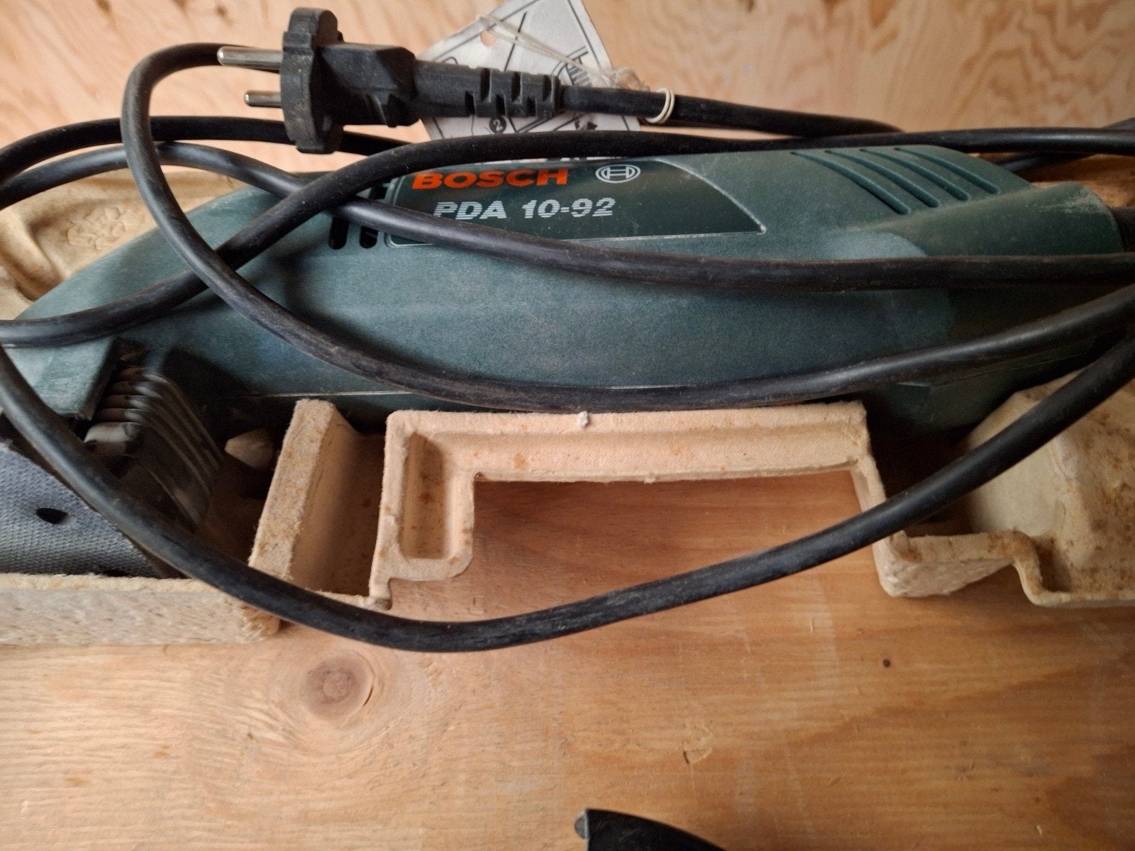 2 Schuurmachines: Makita en Bosch (goed werkend), Ophalen of Verzenden, Gebruikt, Vlakschuurmachine