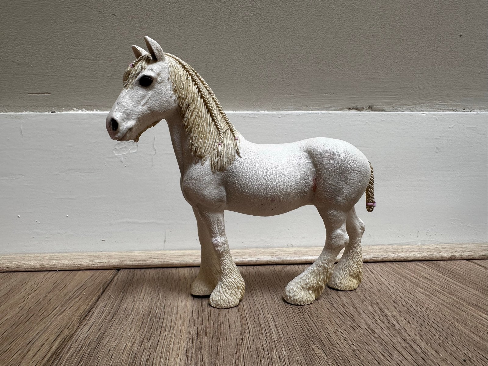 Schleich Clydesdale merrie - Wit paard speelgoed, Ophalen of Verzenden, Zo goed als nieuw