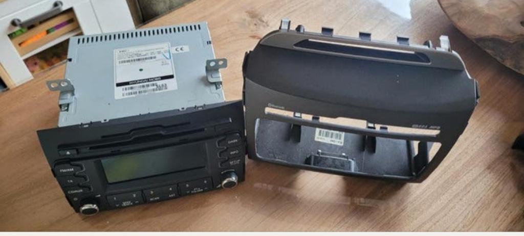 Hyundai PA710SLSB: autoradio, Auto diversen, Autoradio's, Ophalen of Verzenden