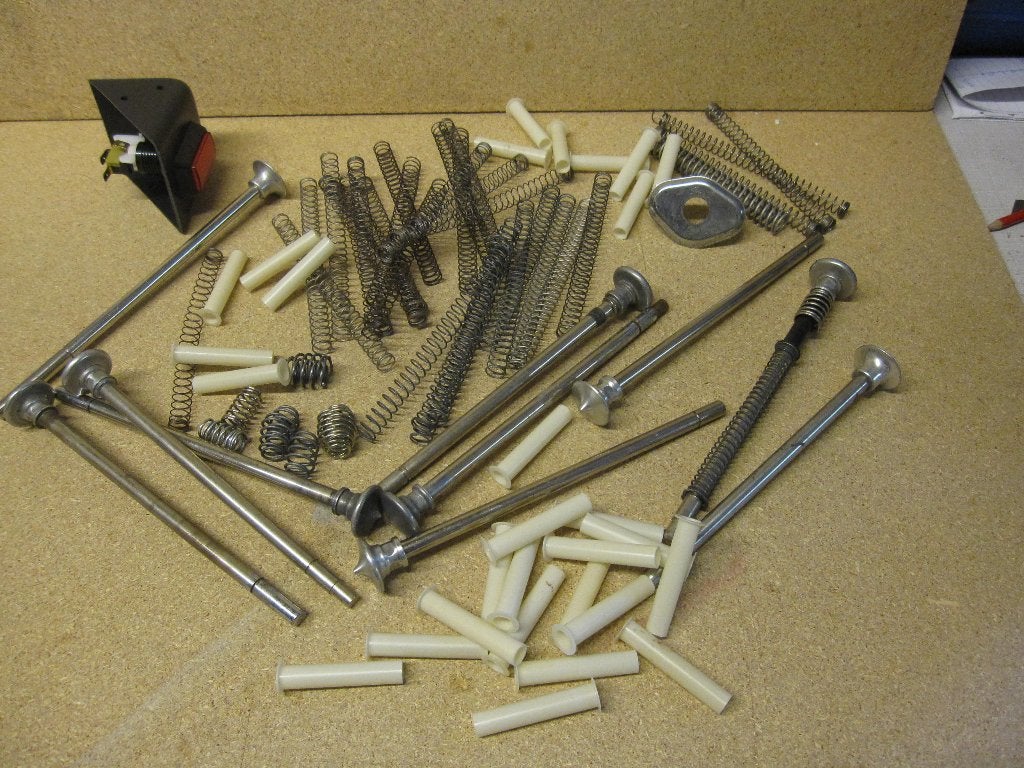 B1 lot ball shooter parts nos & used, Verzamelen, Automaten | Flipperkasten, Ophalen of Verzenden, Zo goed als nieuw, Elektronisch