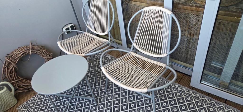 Nieuw Bistro Set - Perfect voor Balkon of Terras, Ophalen, Nieuw, Rond, Metaal