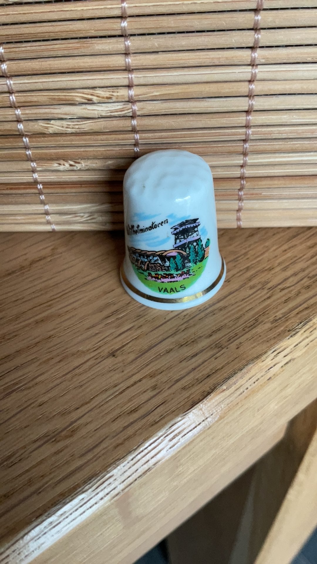Wilhelmina toren vingerhoed vingerhoedje vingerhoedjes, Verzenden, Nieuw, Porselein, Nederland