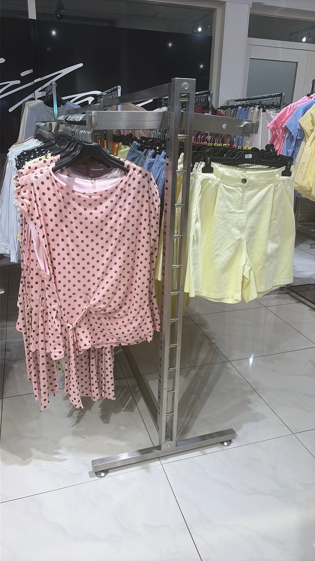 Kleding rek, Kleding | Dames, Ophalen