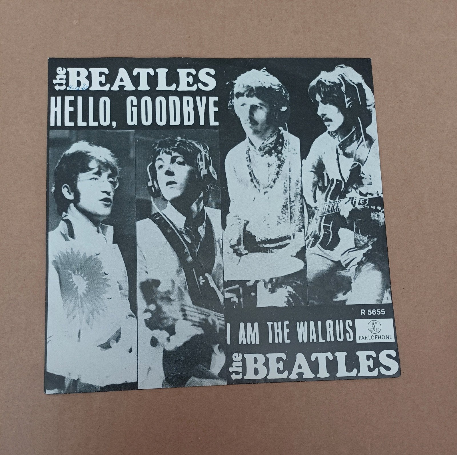 The Beatles - Hello Goodbye/I Am The Walrus, Beschermende buitenhoes, Ophalen of Verzenden, Gebruikt, Pop