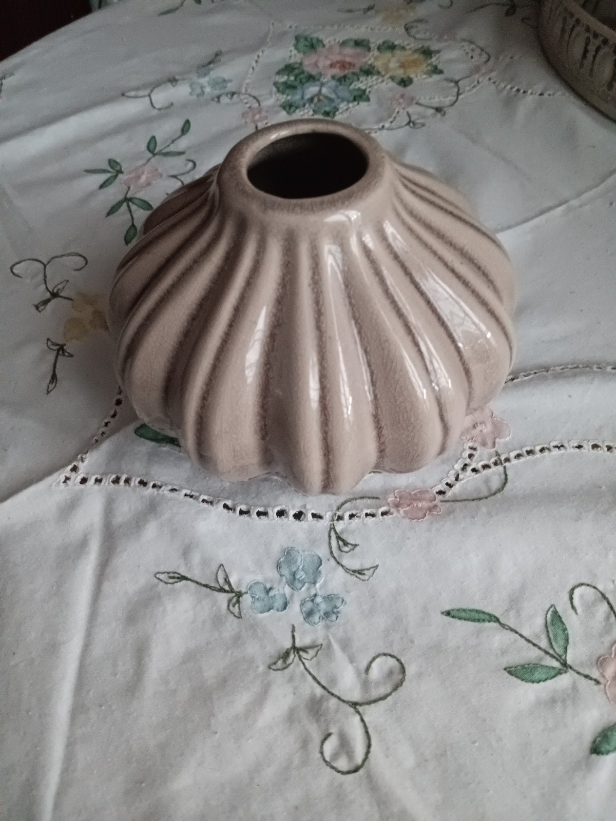 Decoratieve schelpvormige vaas - Crème/Beige, Ophalen of Verzenden