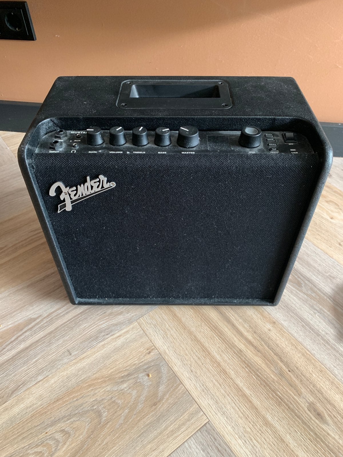 Fender Mustang LT25, Muziek en Instrumenten, Ophalen, Zo goed als nieuw, Minder dan 50 watt