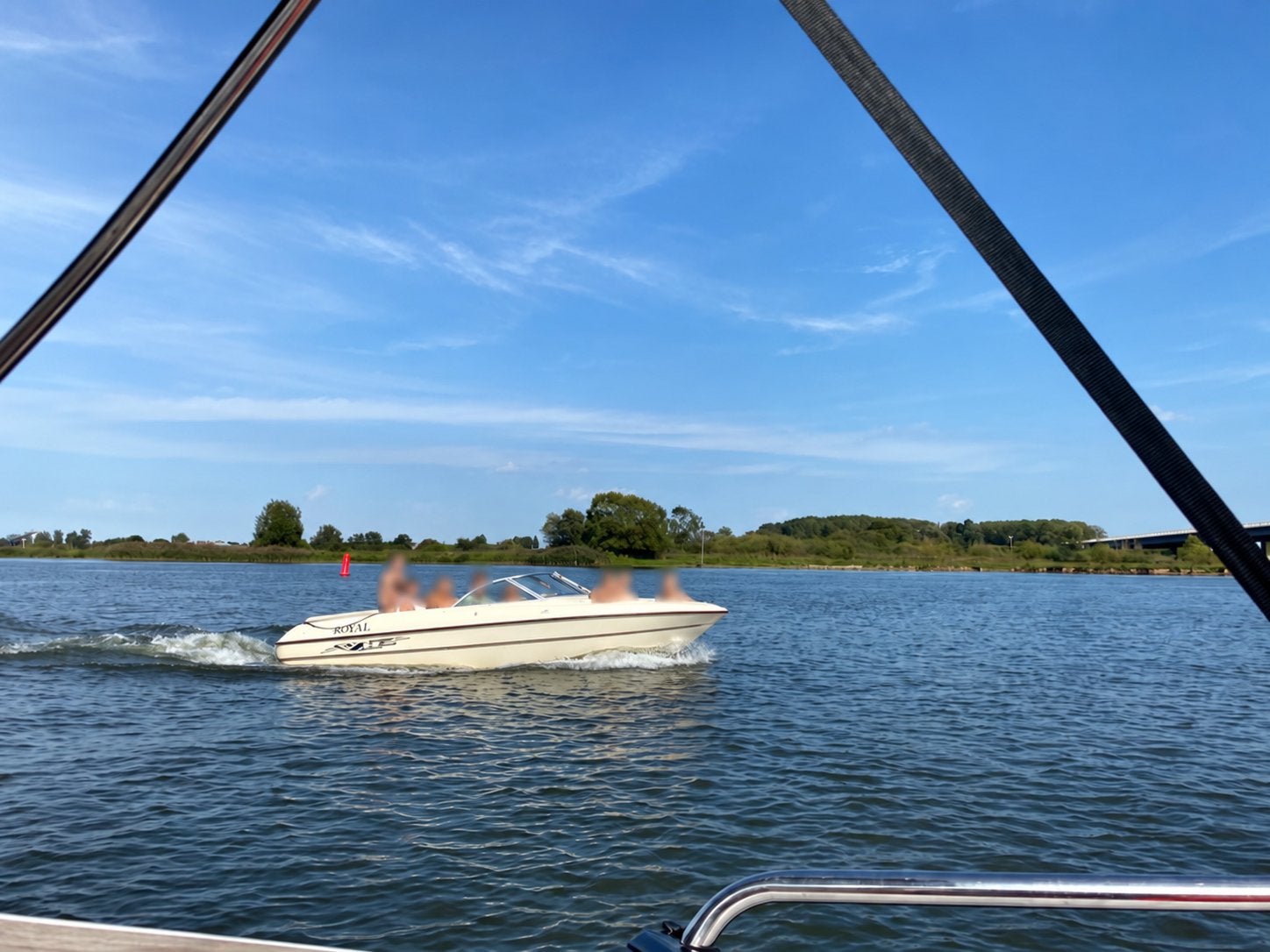 VIP 184 Bowrider 190 pk + Techau tandemasser, Ophalen, Gebruikt, Binnenboordmotor, 190 pk