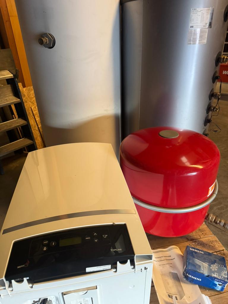 Houtkachel cv systeem ketel 300L tank nibe / bosch 300L, Minder dan 20 liter, Ophalen, Zo goed als nieuw, Boiler