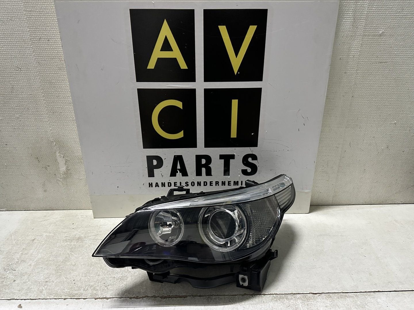 Koplamp BMW 5 Serie E60 E61 Bi xenon origineel links, Gebruikt, -, -, Ophalen of Verzenden