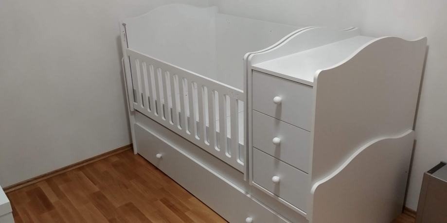 Foto 3 van Babybed met commode en laden - 3-in-1 meegroeibed