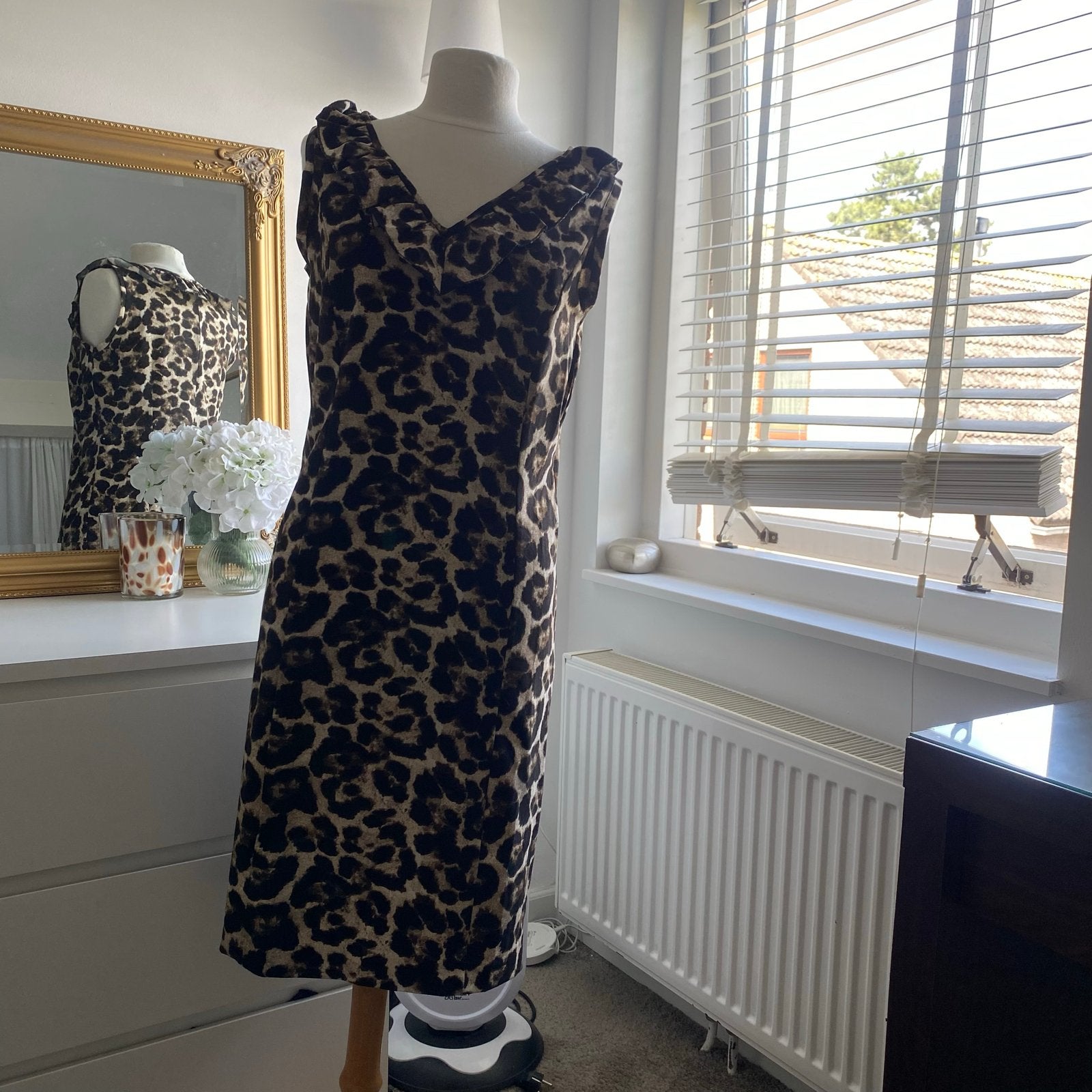 Juffrouw Jansen Luipaardprint Jurk Maat L, Kleding | Dames, Jurken, Bruin, Maat 42/44 (L), Ophalen of Verzenden, Zo goed als nieuw