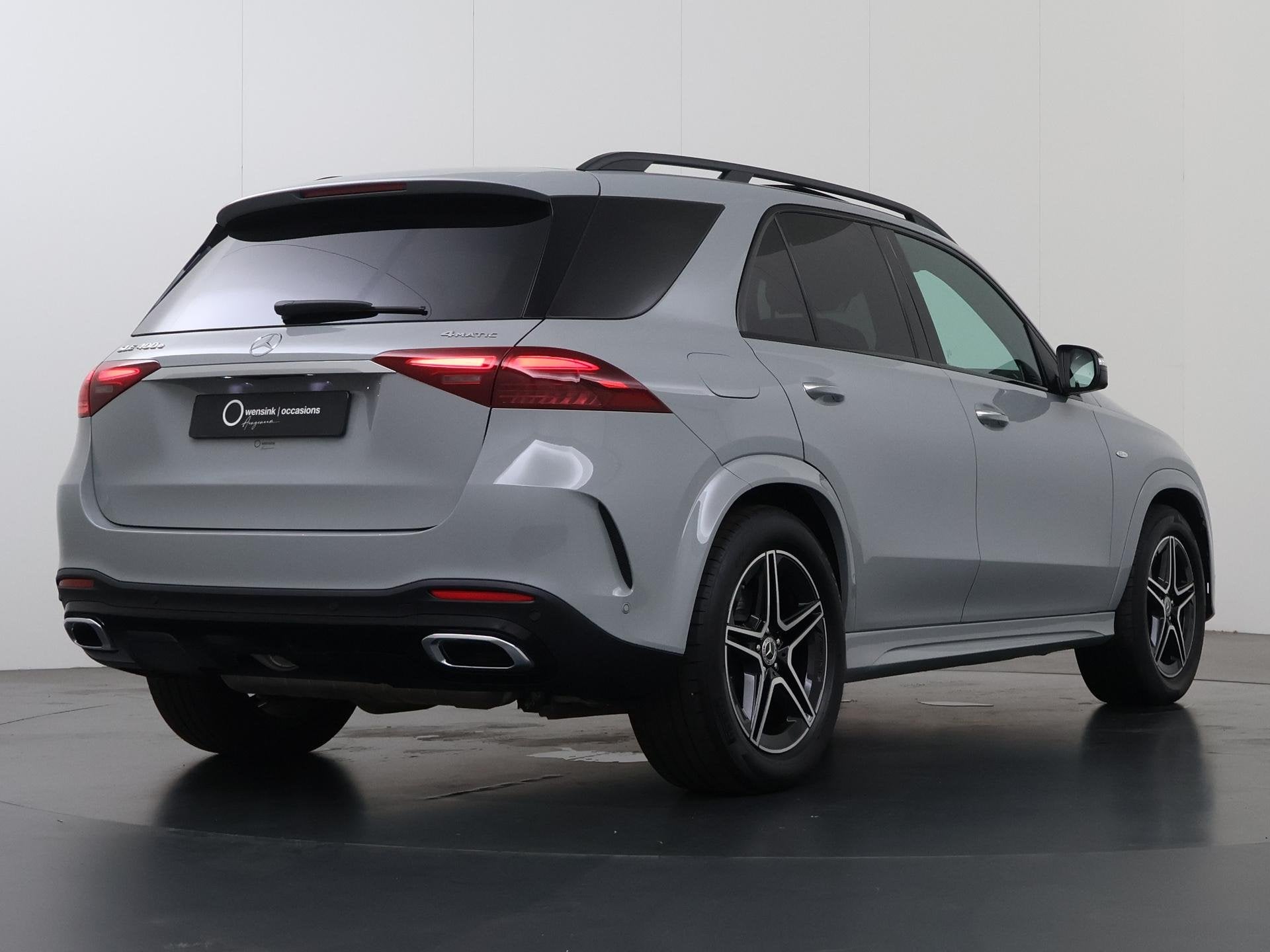Mercedes-Benz GLE-klasse 400 e 4MATIC AMG Line | Night | Pan, Auto's, Automaat, Dealer onderhouden, Gebruikt, 4 cilinders