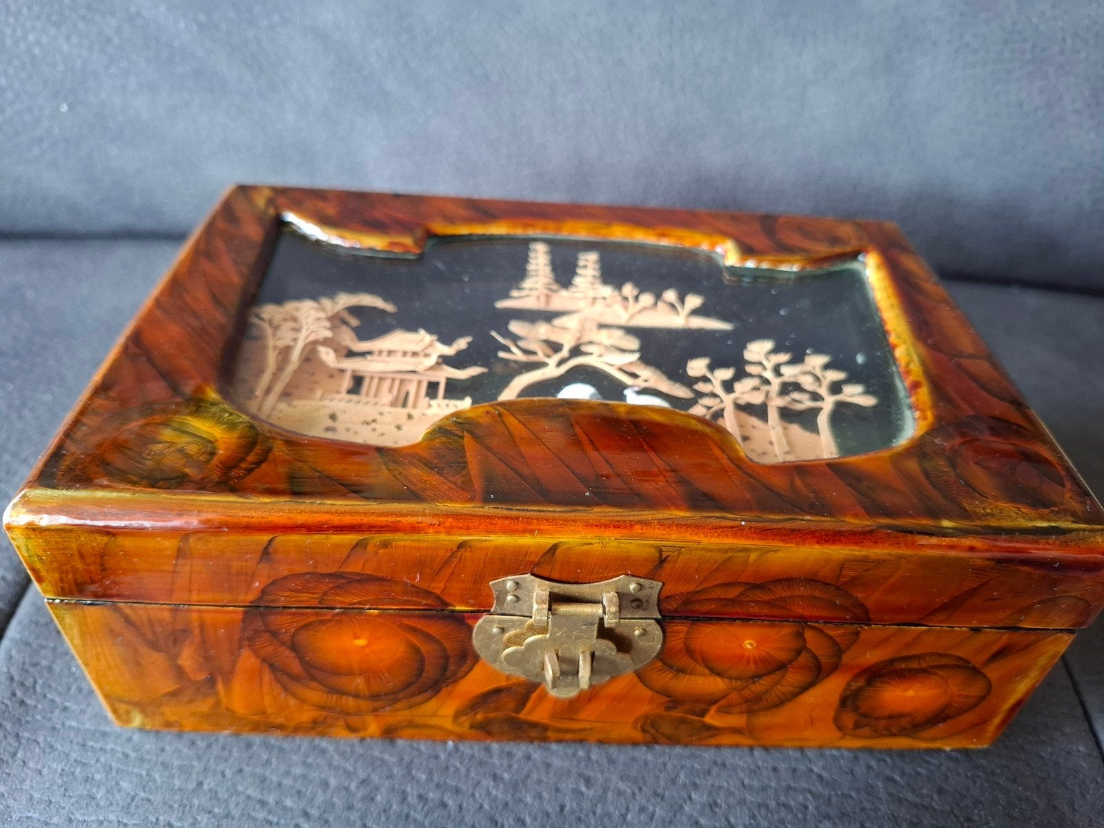 Vintage Houten Sieradendoosje met Oosterse Inleg, Ophalen of Verzenden, Gebruikt, Bruin, Hardcase