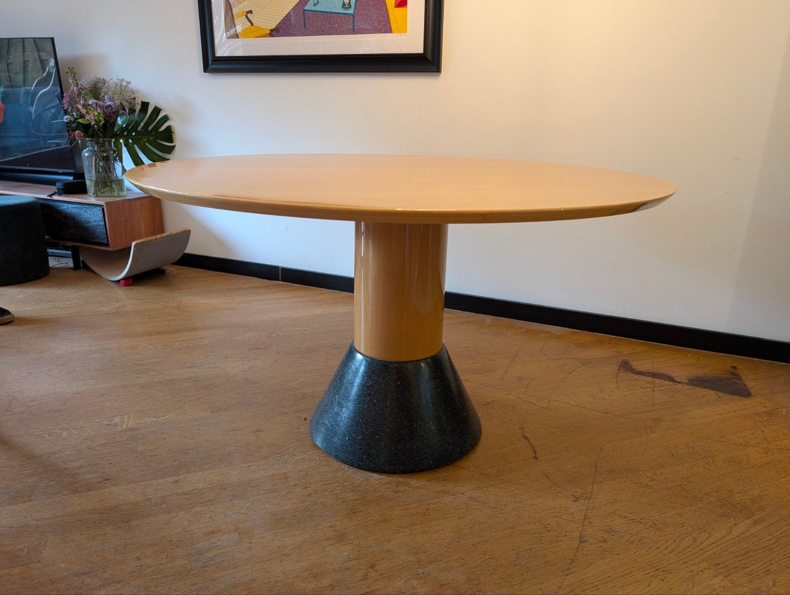 Arco Balance ronde design tafel met granieten voet, Ophalen, Gebruikt, Rond, Vijf personen of meer