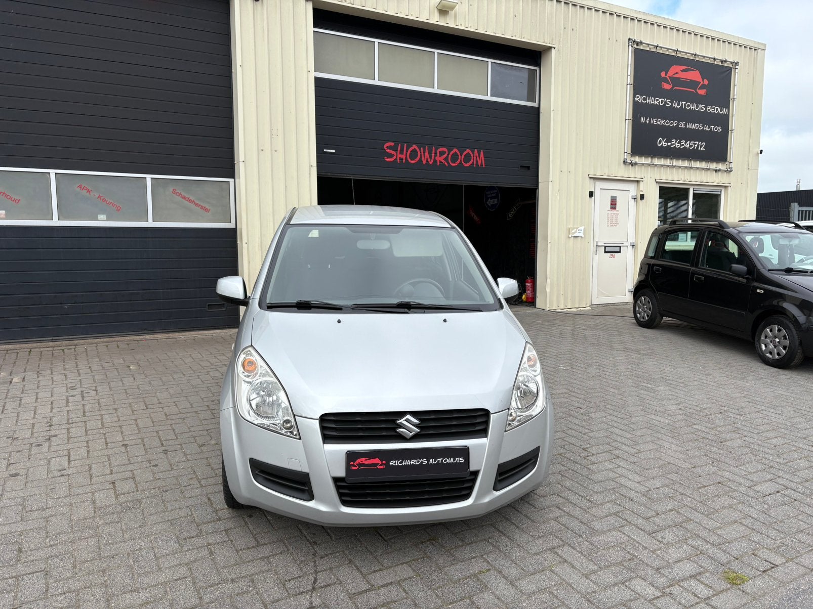 Suzuki Splash 1.0 i 2012 Grijs , Airco 119.000 km, Voorwielaandrijving, Euro 5, Stof, 200 kg