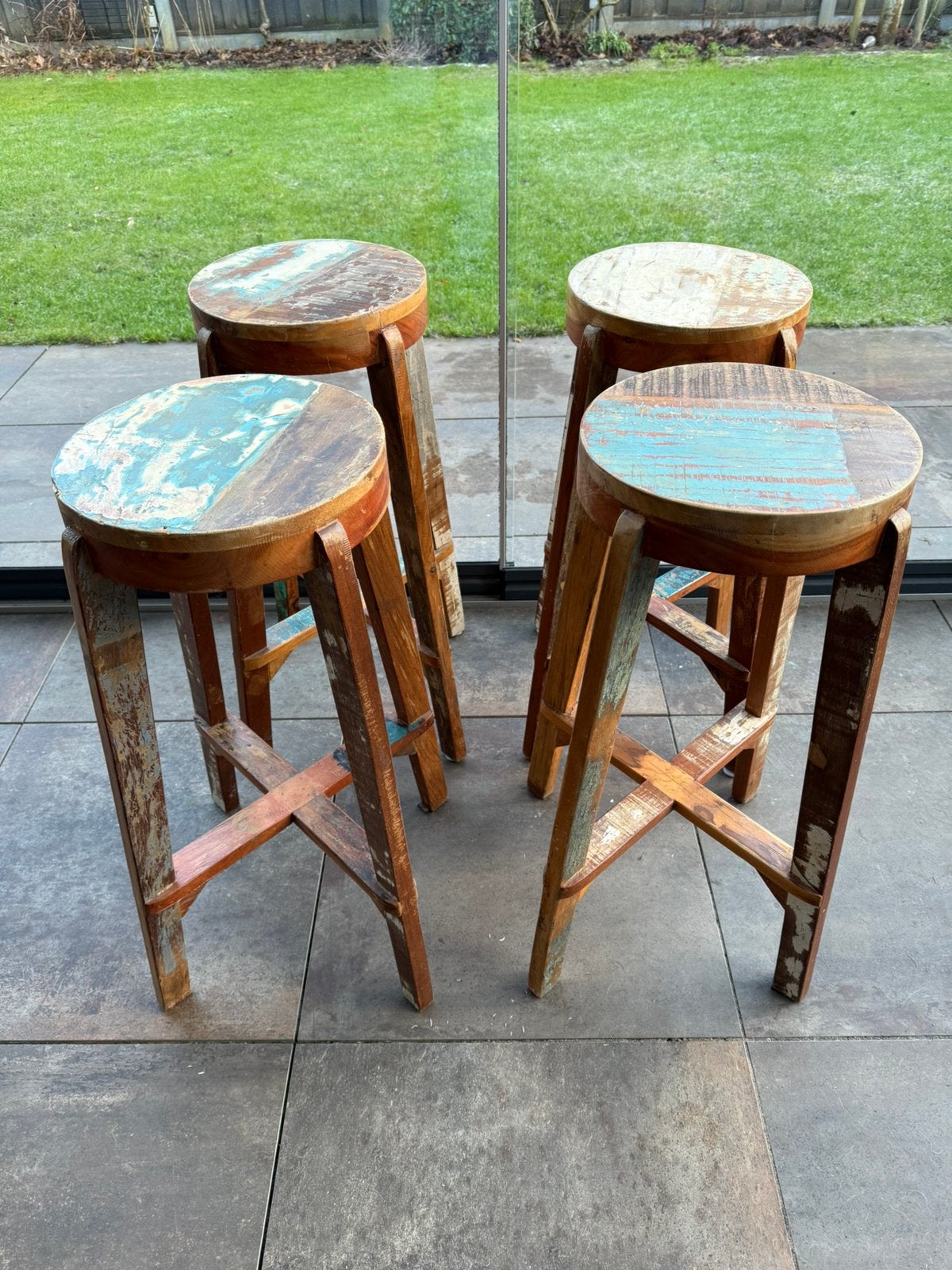 4 Woood barkrukken van gerecycled hout, Ophalen, Gebruikt, 60 tot 90 cm, 4 krukken